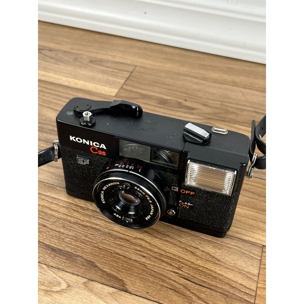 Konica C35 EF Film Camera w/HEXANON 38mm F2.8 Lens Cap & Case PARTS/REPAIR - Picture 11 of 16